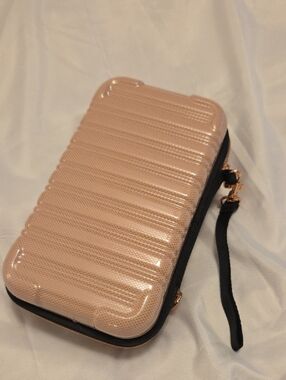 Blush Pink Hard Shell Cosmetic Travel Case